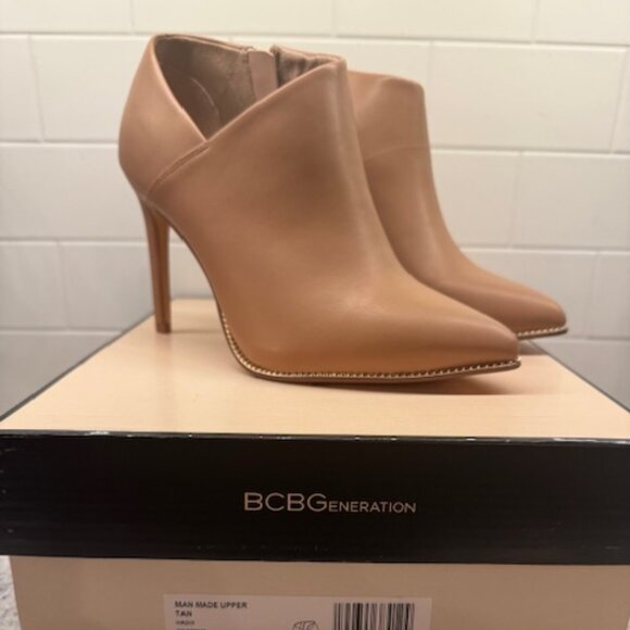 BCBGeneration Hadix Pointed Toe Stiletto Bootie - Picture 1 of 6
